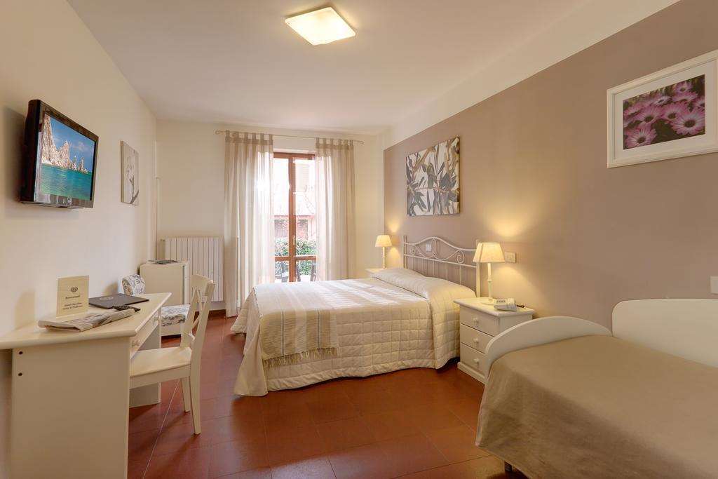 Hotel Giardino Suites And Spa - Numana Δωμάτιο φωτογραφία